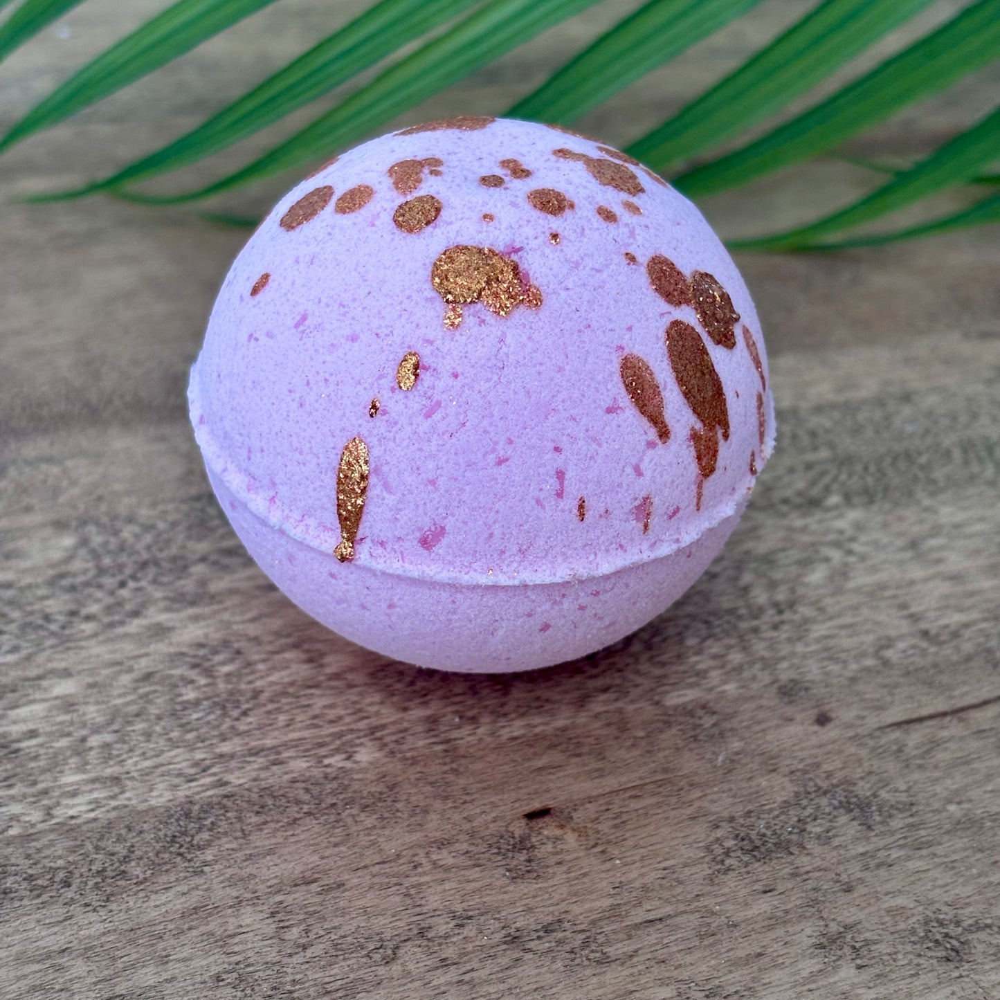 Golden Glow Bath Bomb