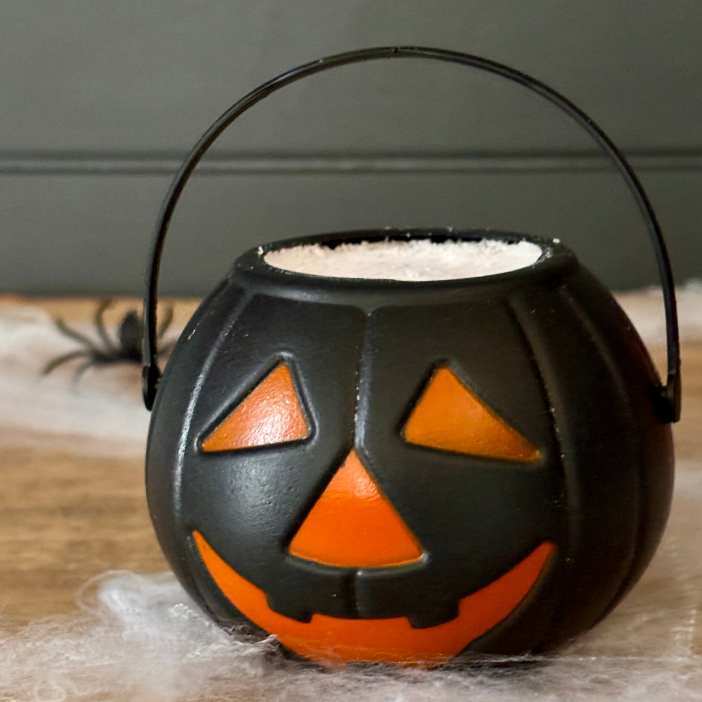 Mini Halloween Mystery Bucket Bath Bomb