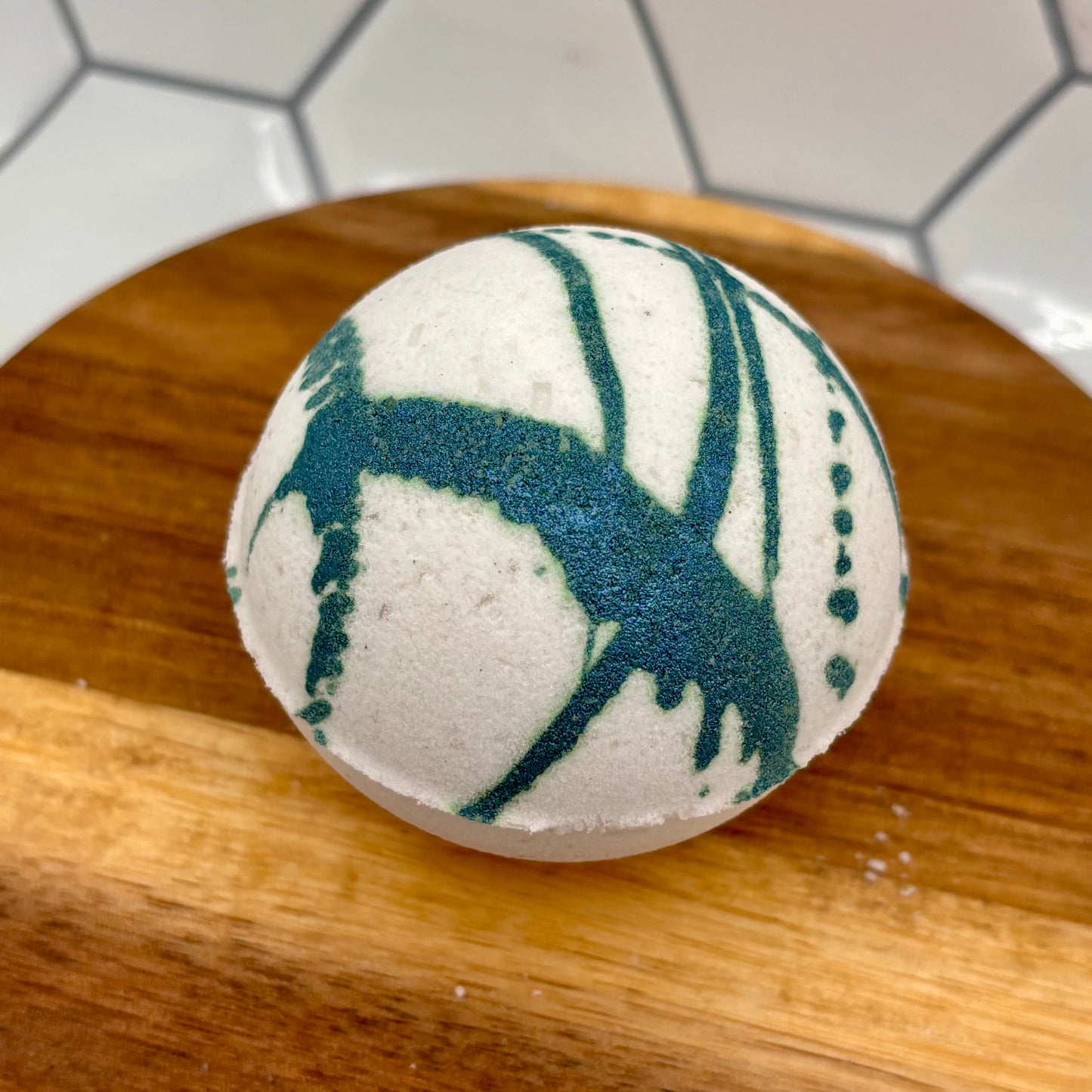 Juniper & Blue Eucalyptus Bath Bomb