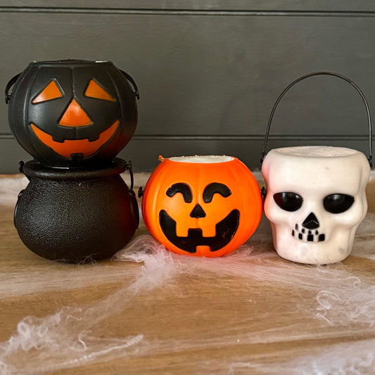 Mini Halloween Mystery Bucket Bath Bomb